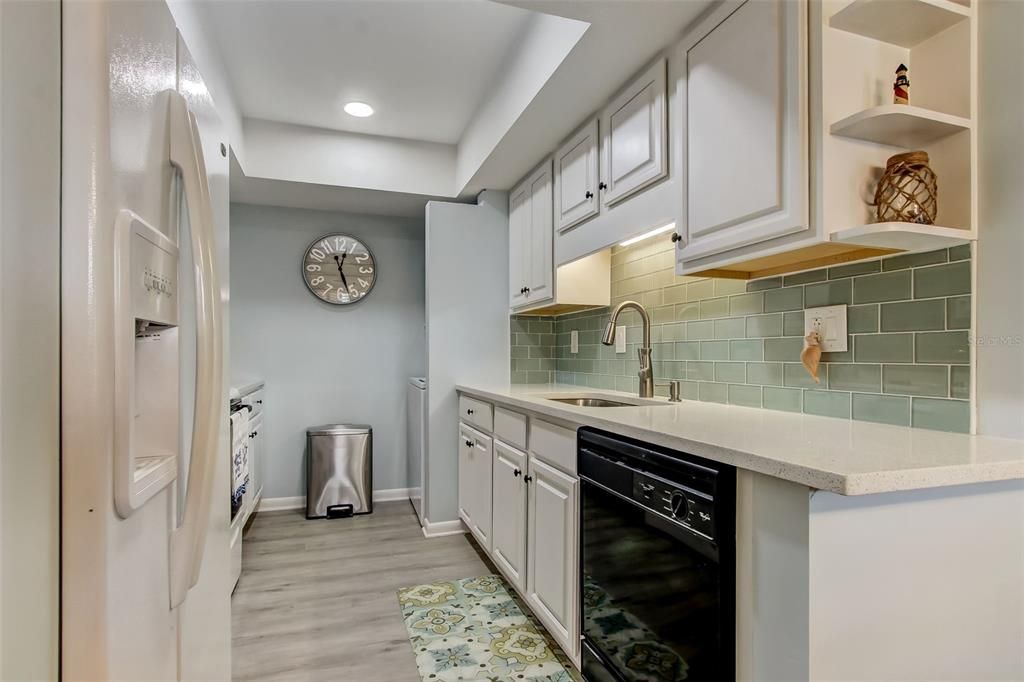 En Venta: $329,900 (2 camas, 2 baños, 1004 Pies cuadrados)