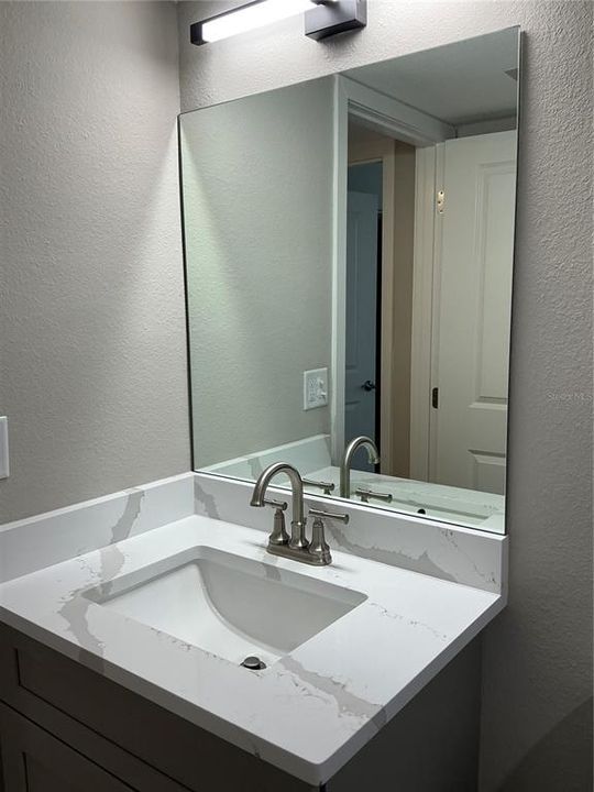 For Rent: $3,200 (2 beds, 2 baths, 1385 Square Feet)