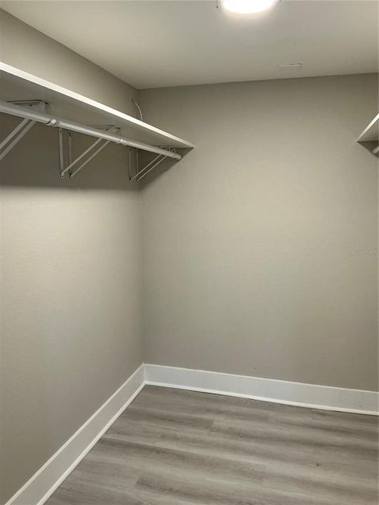 For Rent: $3,200 (2 beds, 2 baths, 1385 Square Feet)