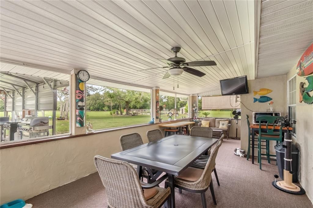 For Sale: $1,199,000 (4 beds, 3 baths, 2700 Square Feet)