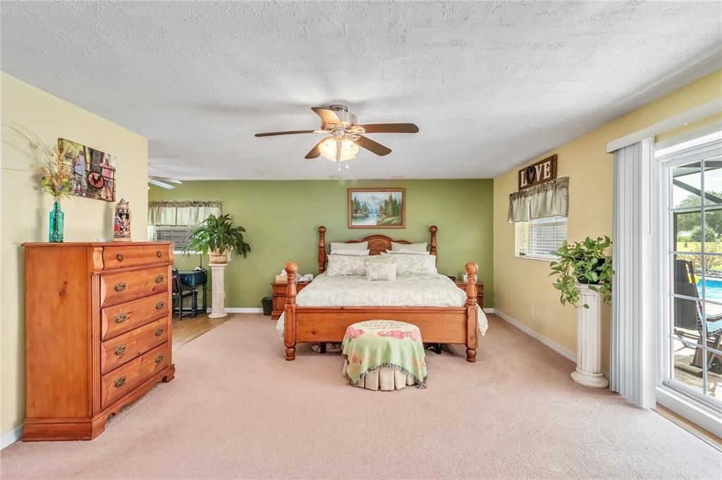 For Sale: $1,199,000 (4 beds, 3 baths, 2700 Square Feet)
