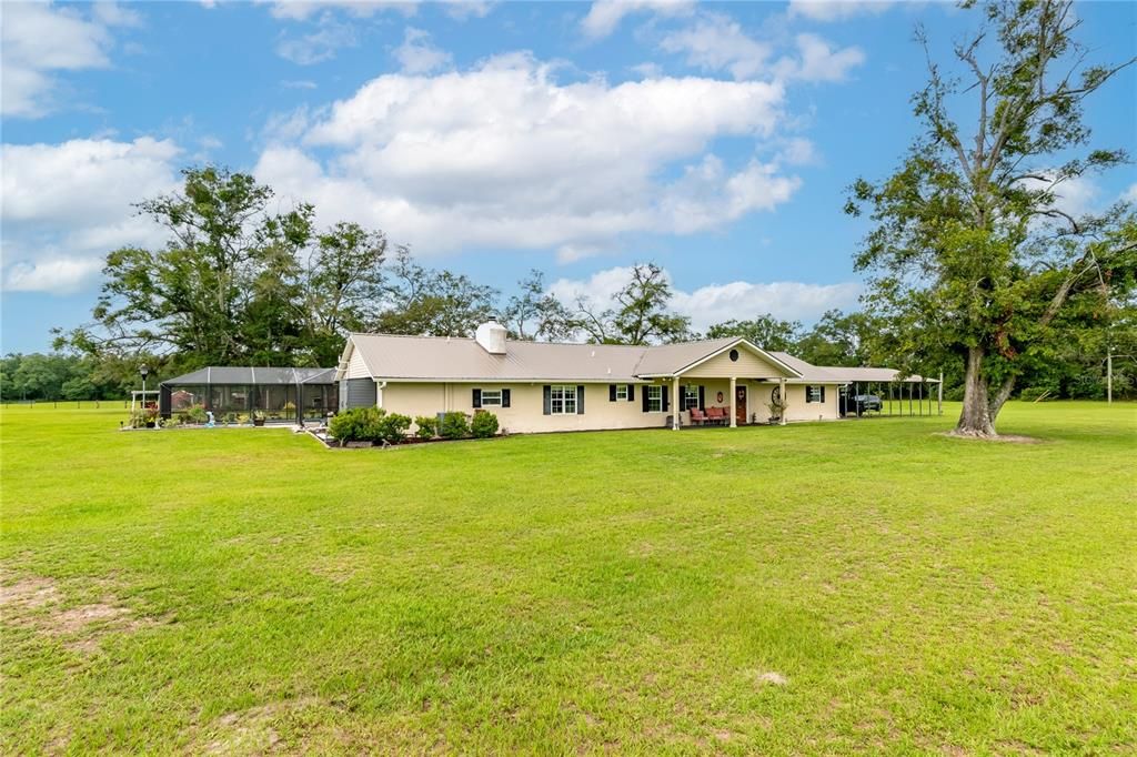 For Sale: $1,199,000 (4 beds, 3 baths, 2700 Square Feet)