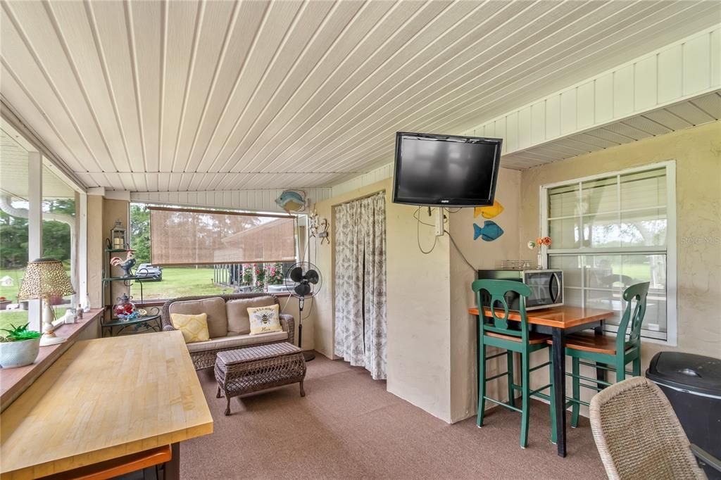 For Sale: $1,199,000 (4 beds, 3 baths, 2700 Square Feet)