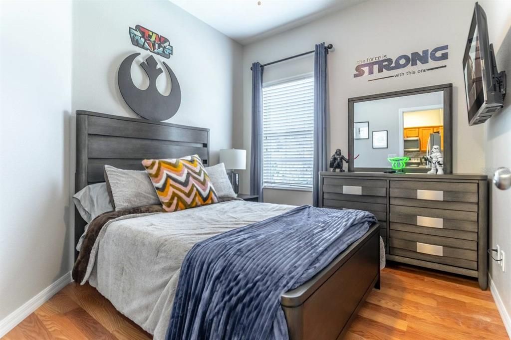 For Sale: $299,500 (3 beds, 2 baths, 1427 Square Feet)
