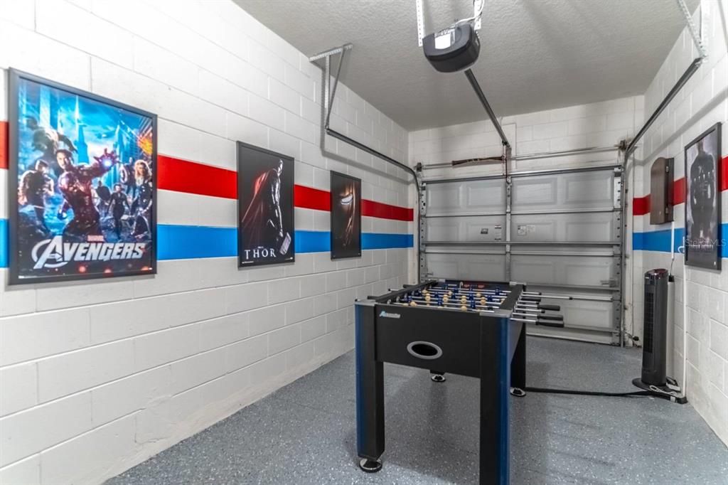 For Sale: $299,500 (3 beds, 2 baths, 1427 Square Feet)