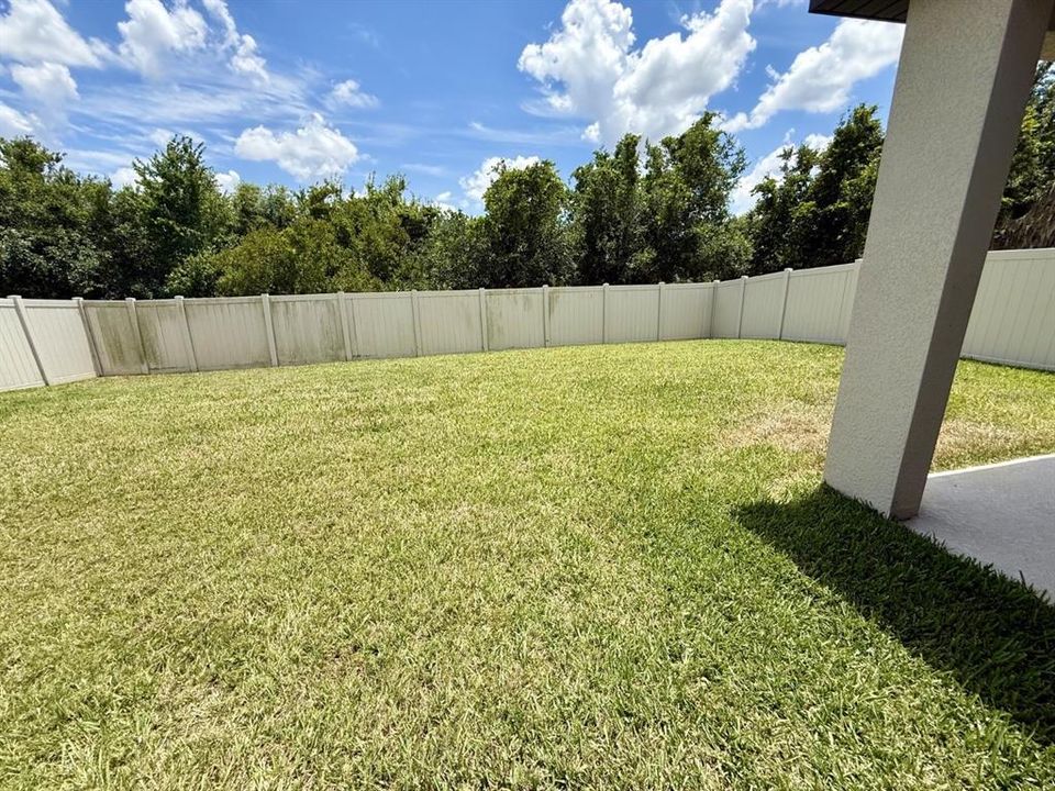 For Rent: $2,500 (3 beds, 2 baths, 1752 Square Feet)