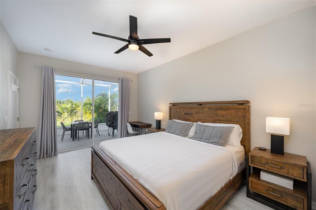 For Rent: $3,200 (3 beds, 2 baths, 1701 Square Feet)
