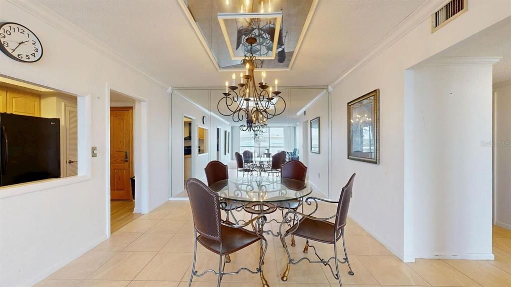 В аренду: $2,950 (2 спален, 2 ванн, 1269 Квадратных фут)