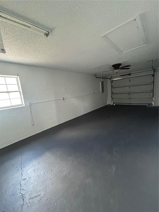 For Sale: $245,000 (3 beds, 2 baths, 1058 Square Feet)