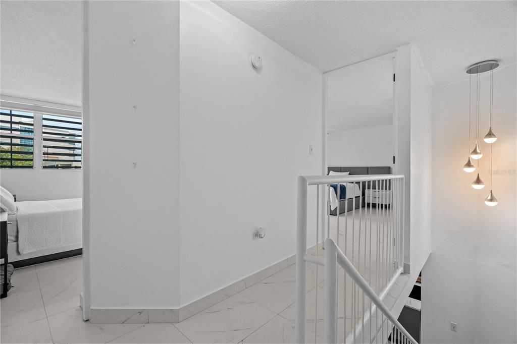For Sale: $475,000 (2 beds, 2 baths, 1759 Square Feet)