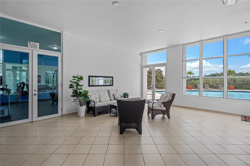 For Sale: $475,000 (2 beds, 2 baths, 1759 Square Feet)