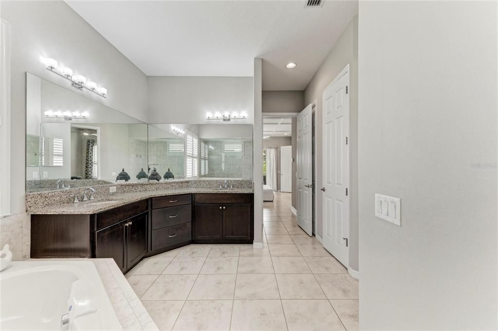 For Sale: $857,000 (4 beds, 3 baths, 2978 Square Feet)