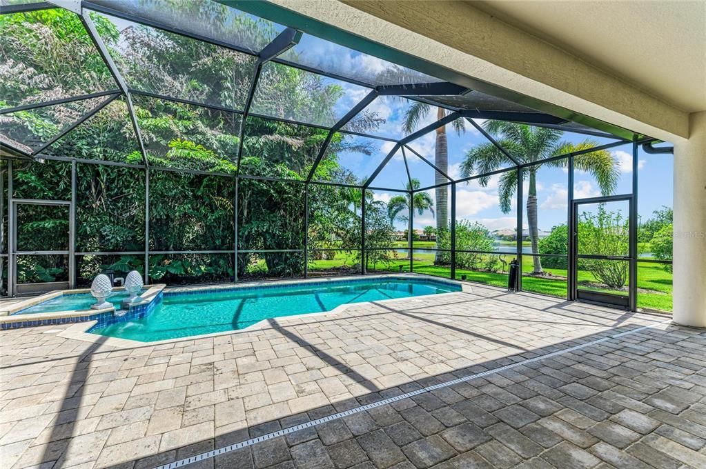 For Sale: $857,000 (4 beds, 3 baths, 2978 Square Feet)