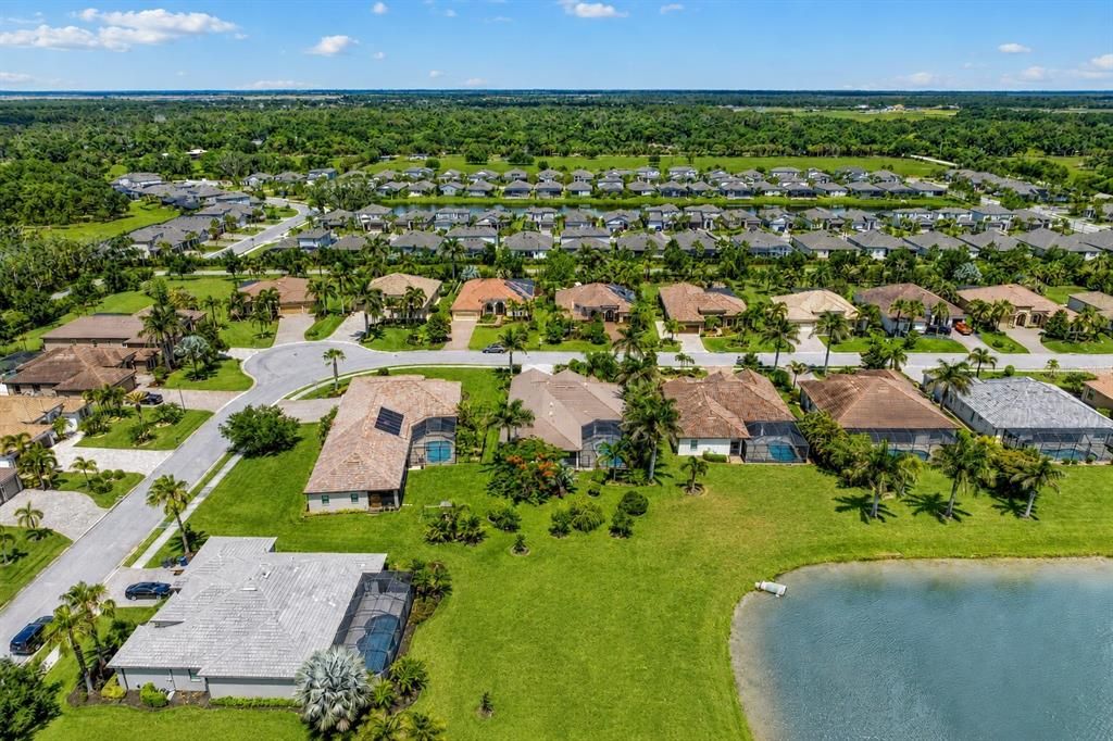 For Sale: $857,000 (4 beds, 3 baths, 2978 Square Feet)