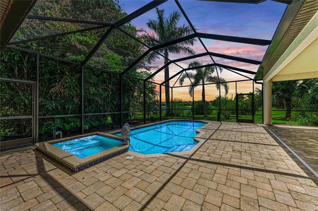 For Sale: $857,000 (4 beds, 3 baths, 2978 Square Feet)