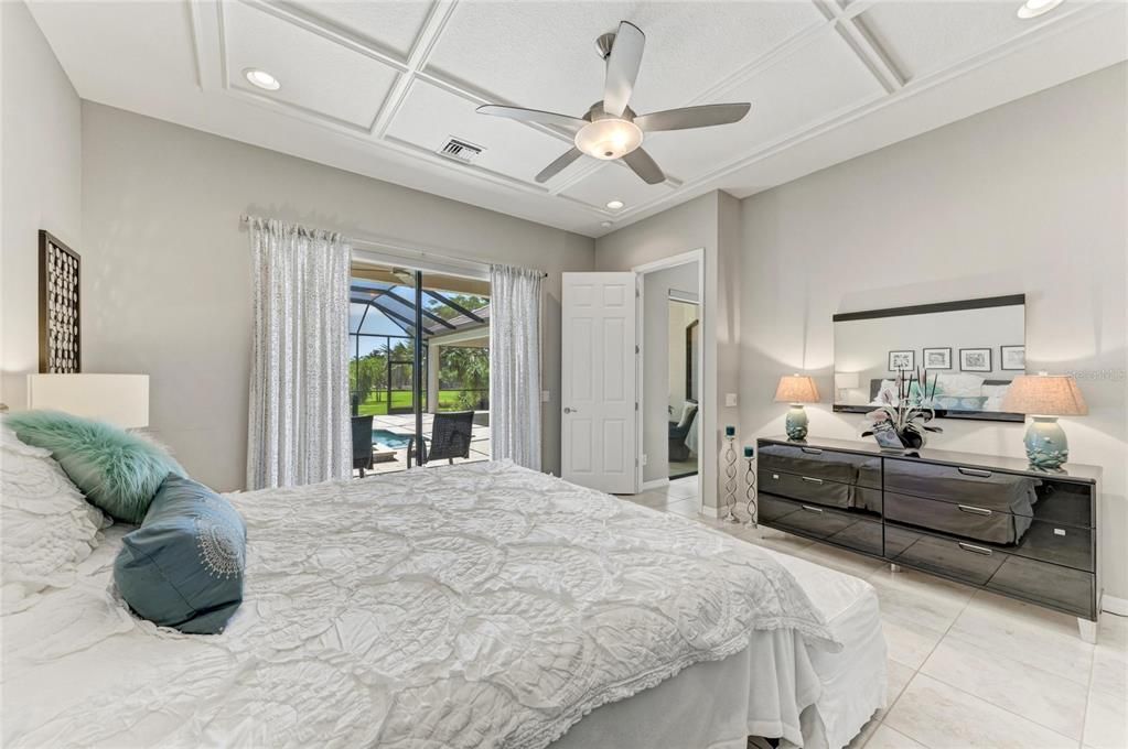 For Sale: $857,000 (4 beds, 3 baths, 2978 Square Feet)