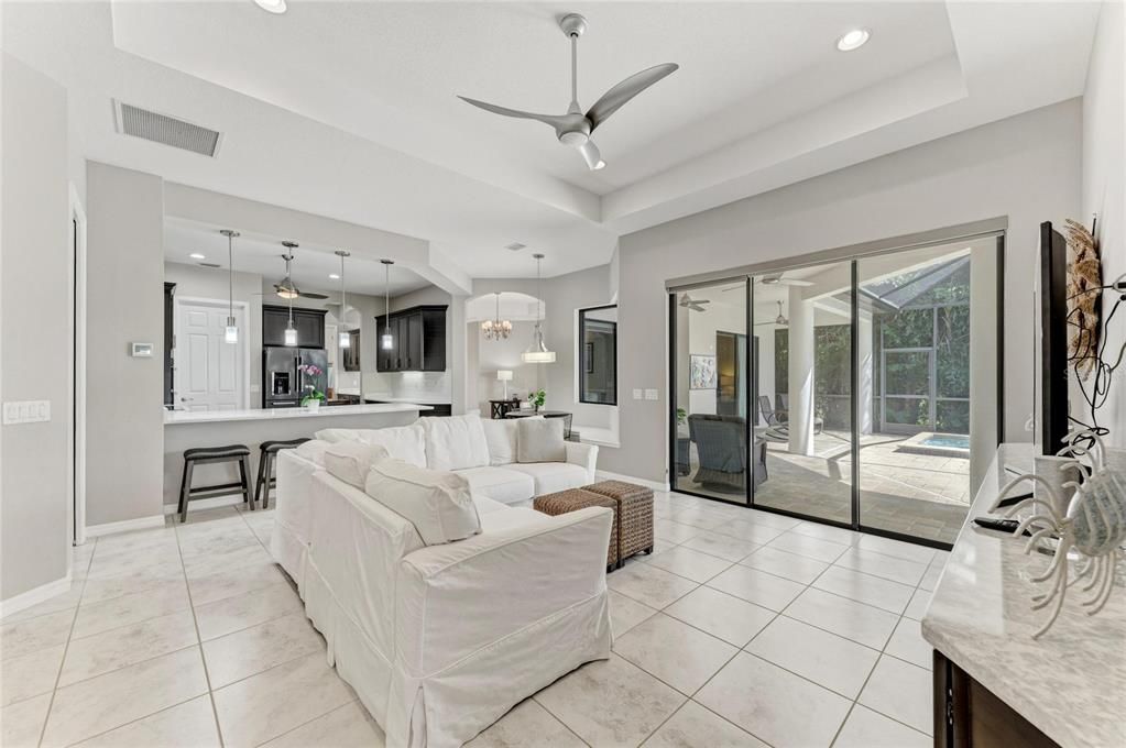 For Sale: $857,000 (4 beds, 3 baths, 2978 Square Feet)