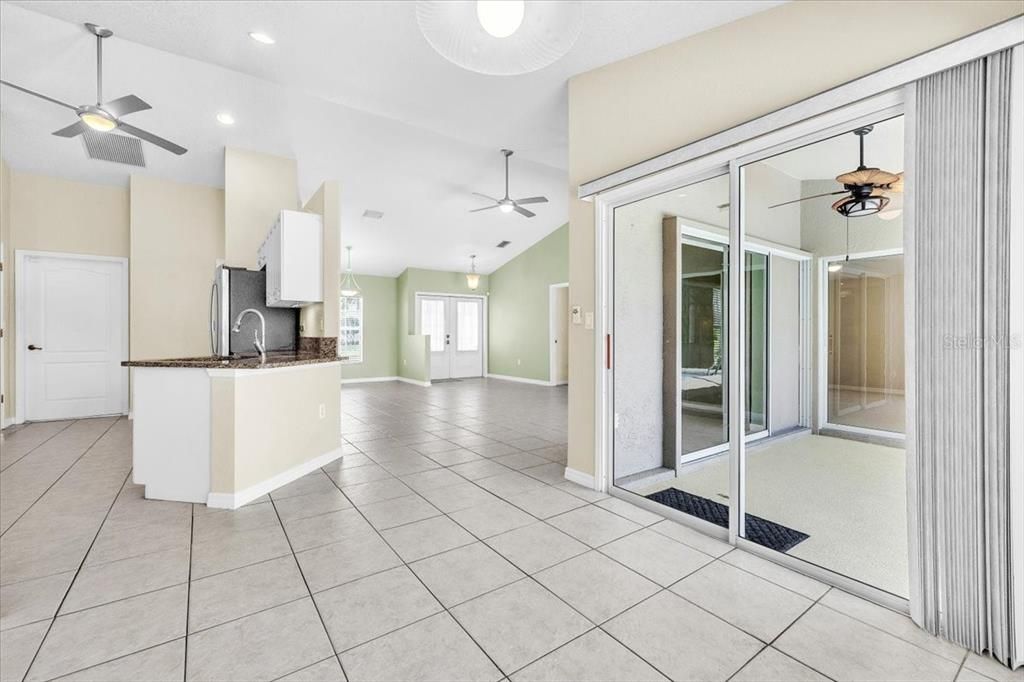 En Venta: $375,000 (3 camas, 2 baños, 1672 Pies cuadrados)