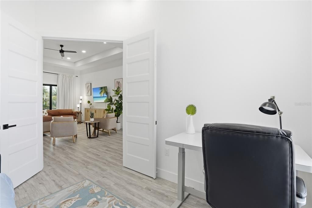 For Sale: $475,000 (3 beds, 2 baths, 2021 Square Feet)