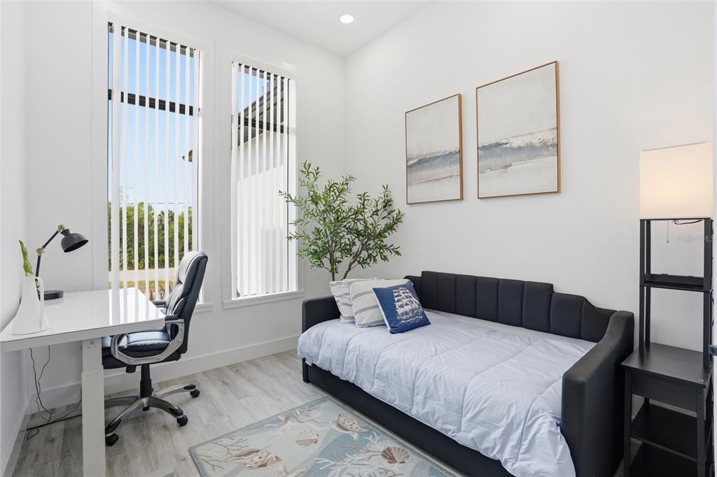 For Sale: $475,000 (3 beds, 2 baths, 2021 Square Feet)