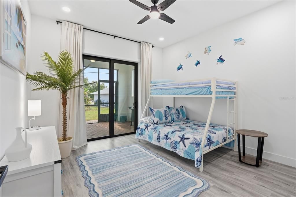 For Sale: $475,000 (3 beds, 2 baths, 2021 Square Feet)