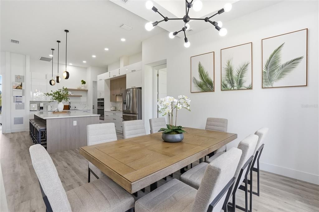 For Sale: $475,000 (3 beds, 2 baths, 2021 Square Feet)