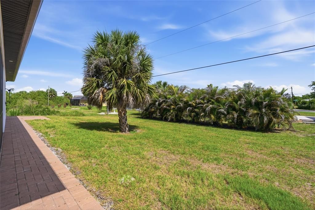 For Sale: $475,000 (3 beds, 2 baths, 2021 Square Feet)