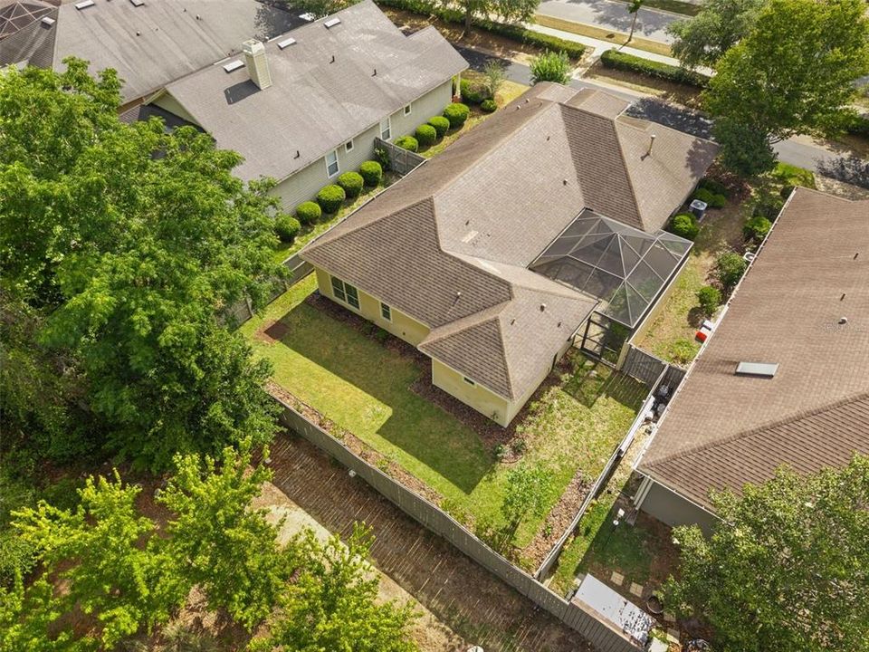 Activo con contrato: $435,000 (4 camas, 2 baños, 1880 Pies cuadrados)