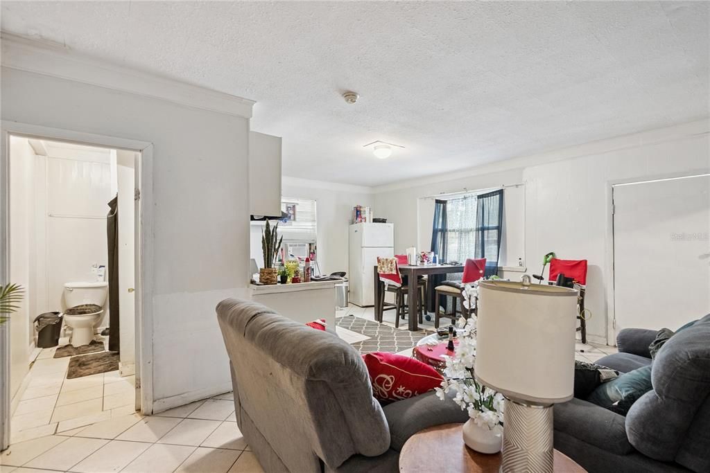 En Venta: $350,000 (5 camas, 0 baños, 1500 Pies cuadrados)