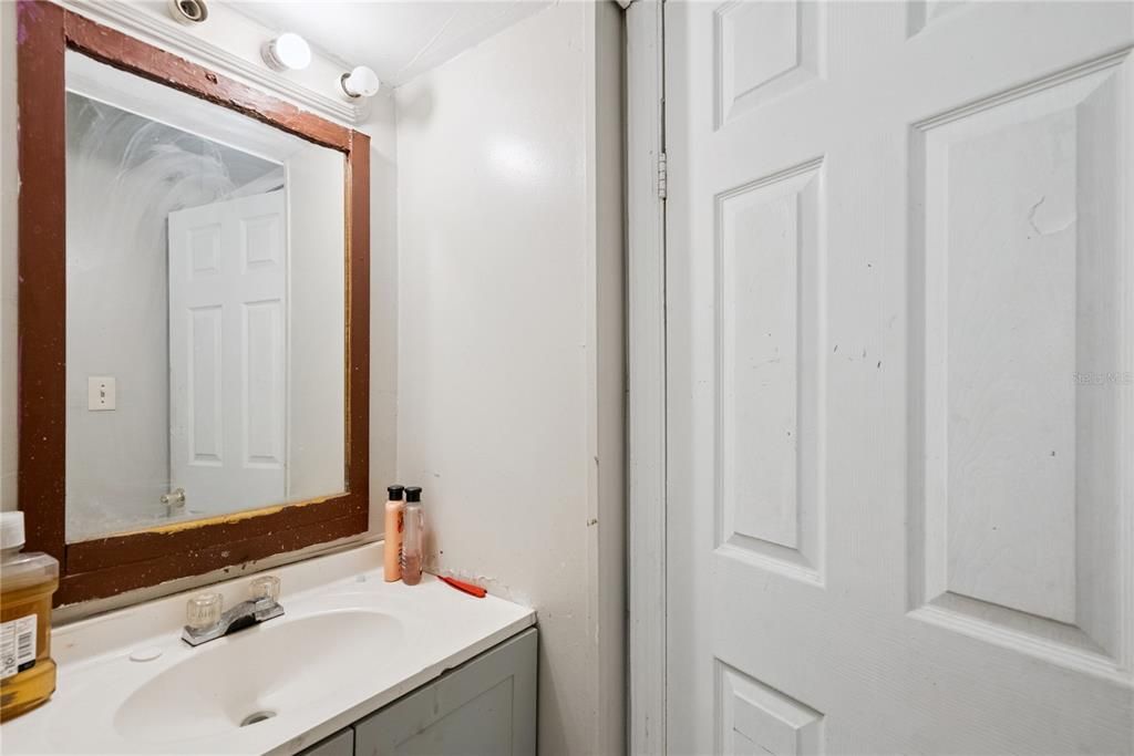 En Venta: $350,000 (5 camas, 0 baños, 1500 Pies cuadrados)