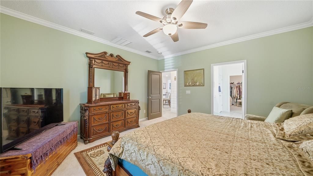 For Sale: $499,000 (4 beds, 3 baths, 2265 Square Feet)