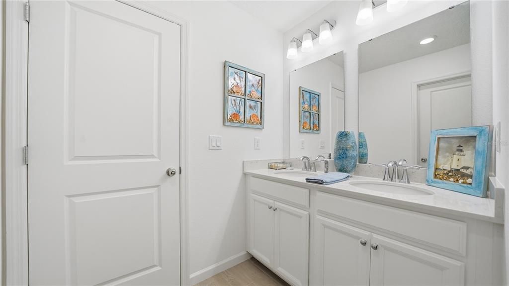 For Sale: $499,000 (4 beds, 3 baths, 2265 Square Feet)