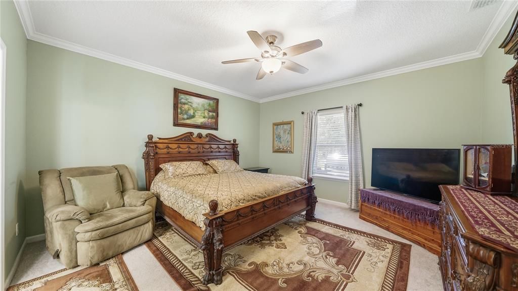 For Sale: $499,000 (4 beds, 3 baths, 2265 Square Feet)
