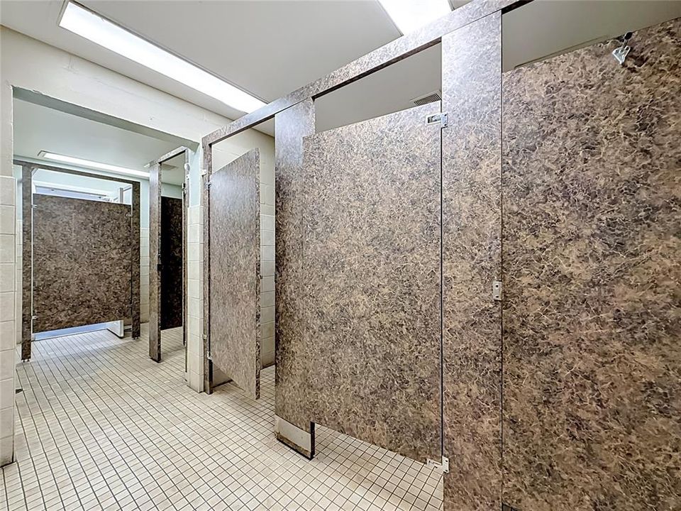 For Sale: $6,449,000 (0 beds, 0 baths, 46233 Square Feet)