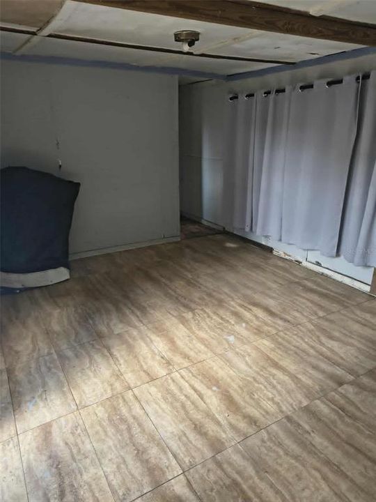 For Sale: $89,000 (2 beds, 1 baths, 600 Square Feet)
