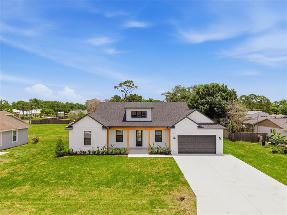 Recently Sold: $639,000 (4 beds, 2 baths, 2128 Square Feet)