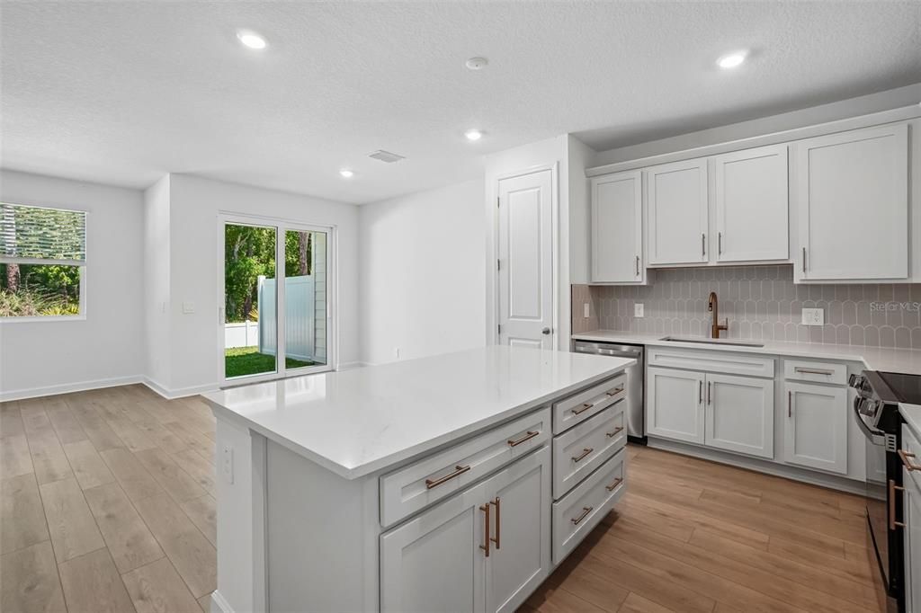 Active With Contract: $364,990 (3 beds, 2 baths, 1557 Square Feet)