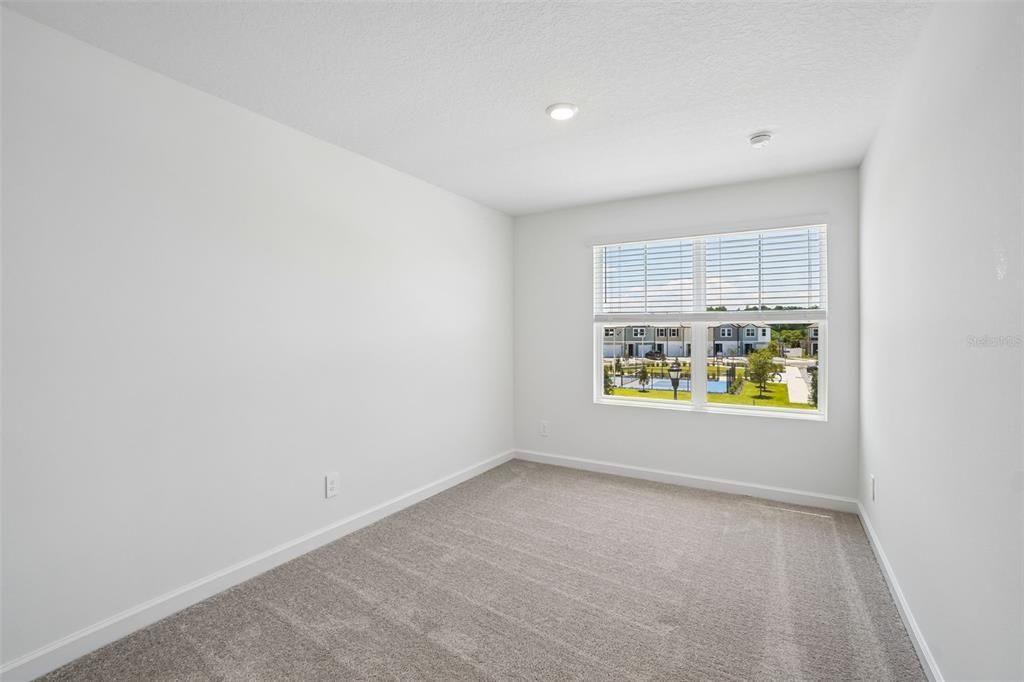 Active With Contract: $364,990 (3 beds, 2 baths, 1557 Square Feet)