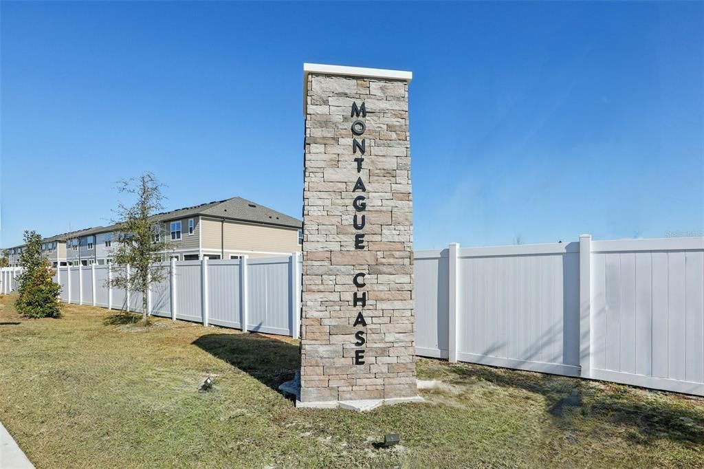 Active With Contract: $364,990 (3 beds, 2 baths, 1557 Square Feet)