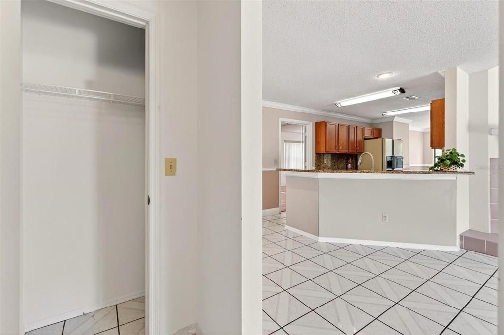For Sale: $402,900 (3 beds, 2 baths, 1893 Square Feet)