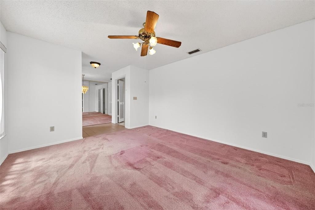 For Sale: $402,900 (3 beds, 2 baths, 1893 Square Feet)
