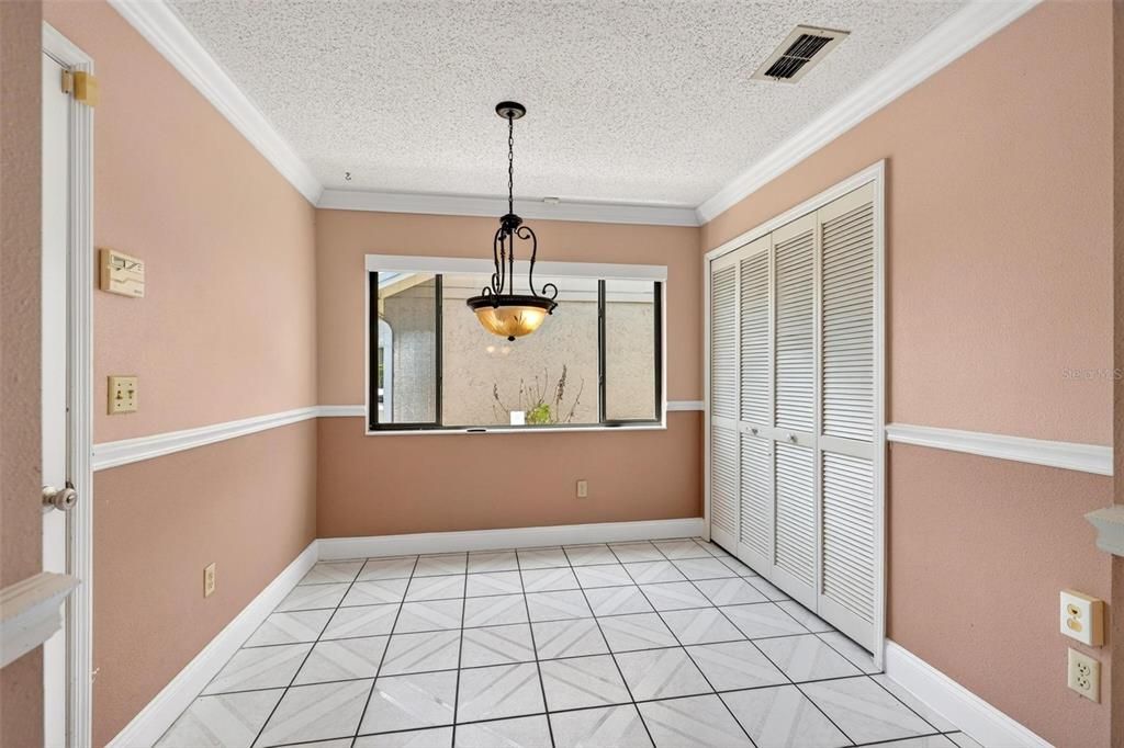 For Sale: $402,900 (3 beds, 2 baths, 1893 Square Feet)