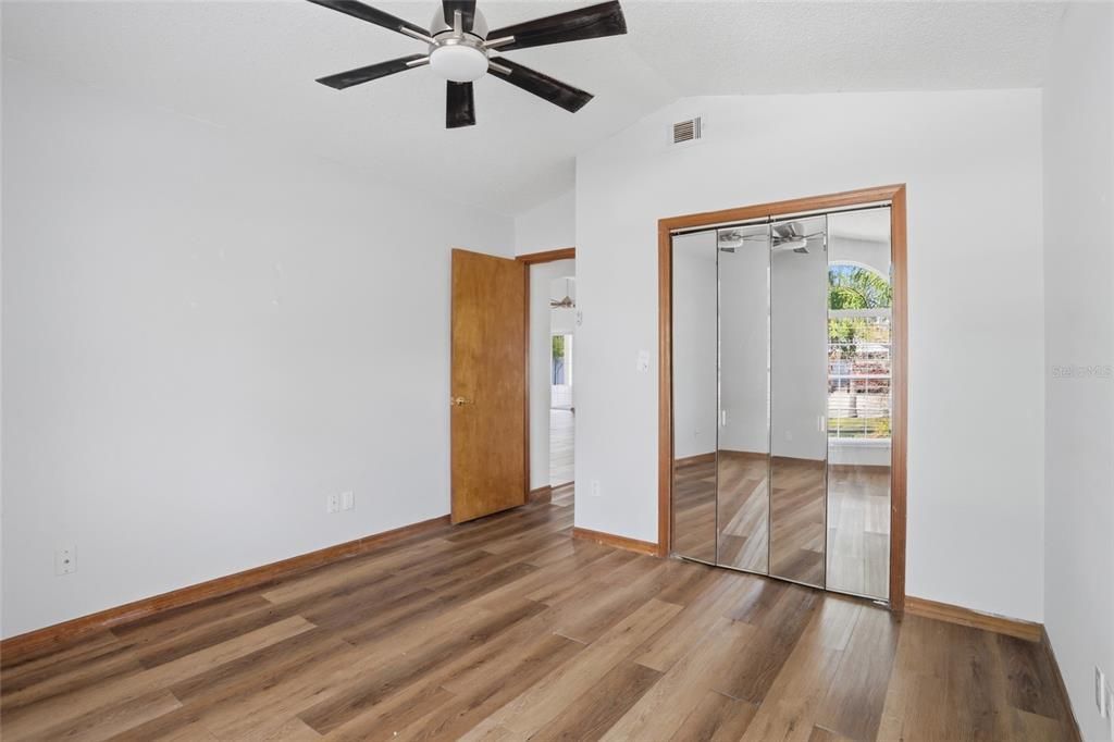 For Sale: $319,997 (3 beds, 2 baths, 1699 Square Feet)