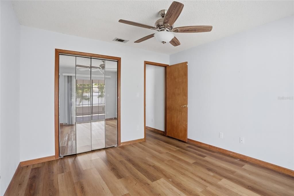 For Sale: $319,997 (3 beds, 2 baths, 1699 Square Feet)