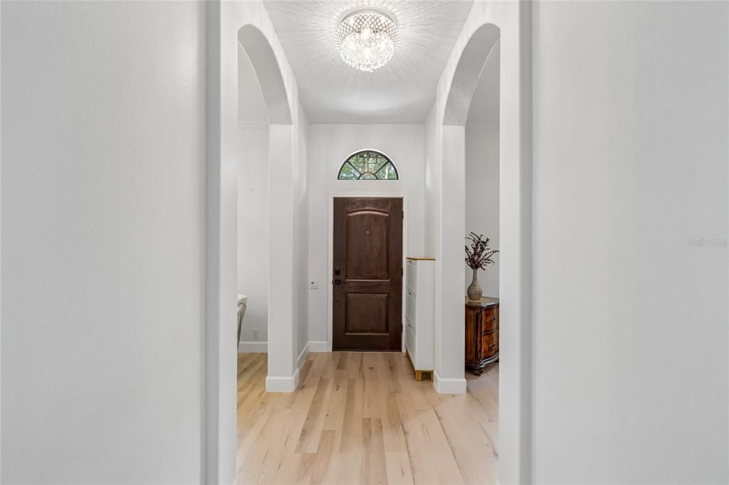 На продажу: $699,000 (4 спален, 2 ванн, 2366 Квадратных фут)
