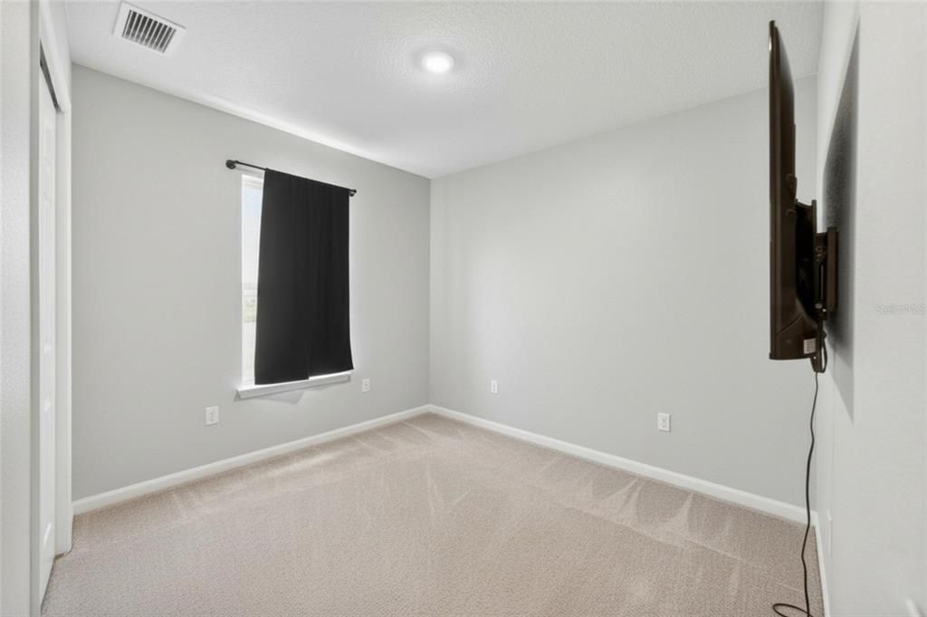 For Sale: $500,000 (5 beds, 3 baths, 2968 Square Feet)