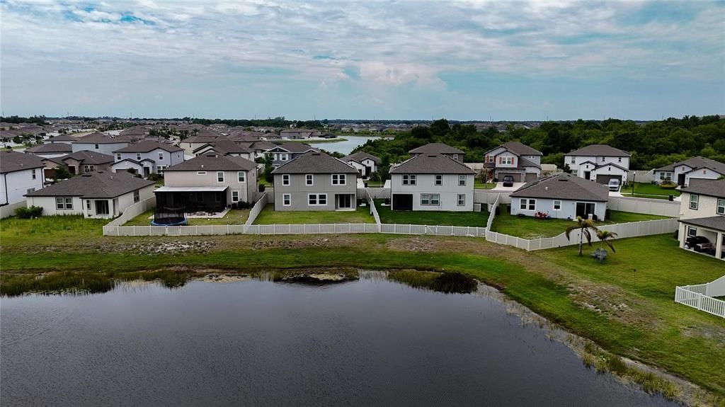 For Sale: $500,000 (5 beds, 3 baths, 2968 Square Feet)