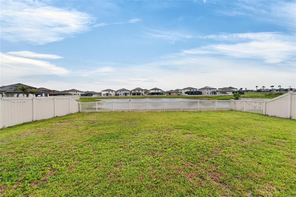 For Sale: $500,000 (5 beds, 3 baths, 2968 Square Feet)