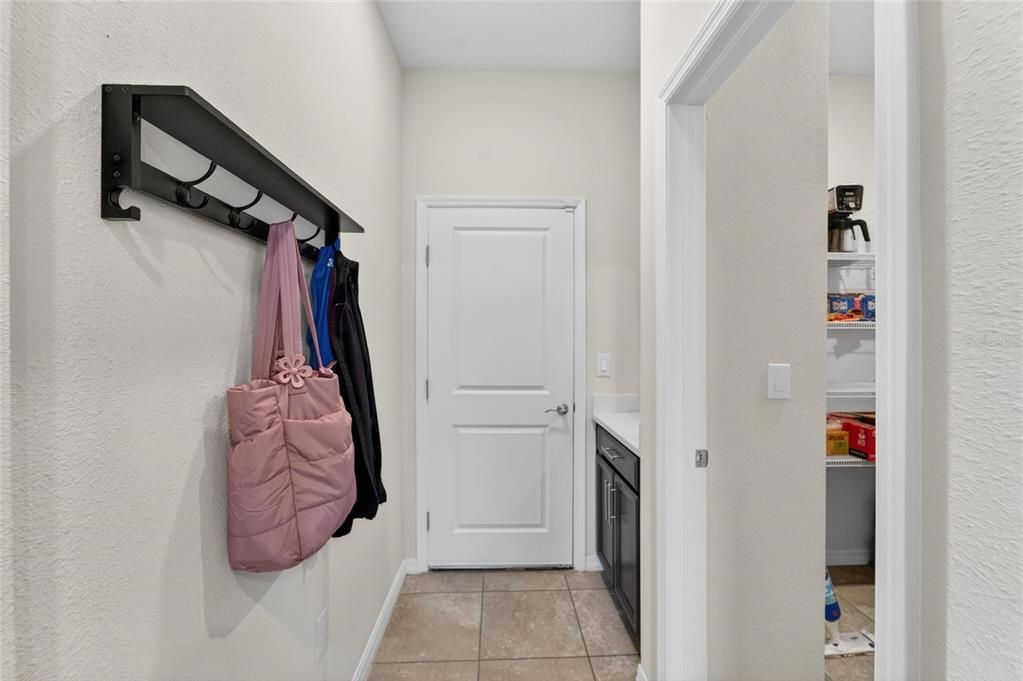 For Sale: $500,000 (5 beds, 3 baths, 2968 Square Feet)