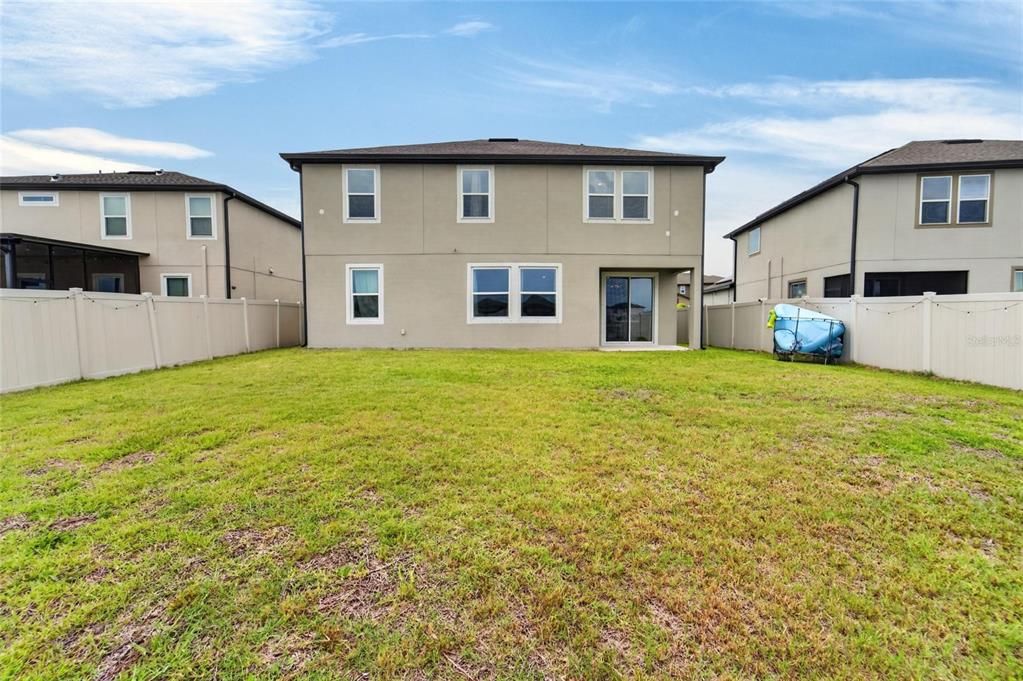 For Sale: $500,000 (5 beds, 3 baths, 2968 Square Feet)